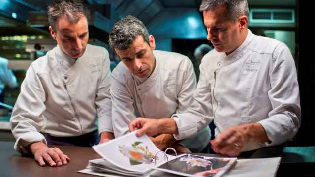 Eduard Xatruch, Oriol Castro y Mateu Casanyes, chefs de Disfrutar y Compartir
