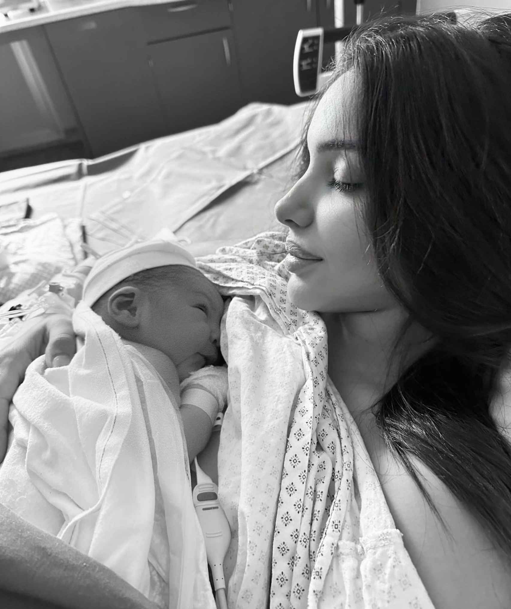 Sara Arfaoui da a luz a su primer hijo, Qais