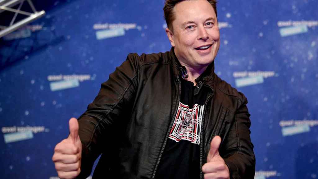 Elon Musk, fundador y primer ejecutivo de Tesla, vuelve a liderar la lista de los más ricos / EP