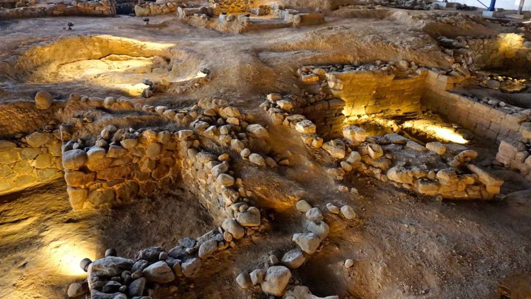 Excavación arqueológica en la Cueva Pintada, donde se han encontrado multitud de restos prehispánicos