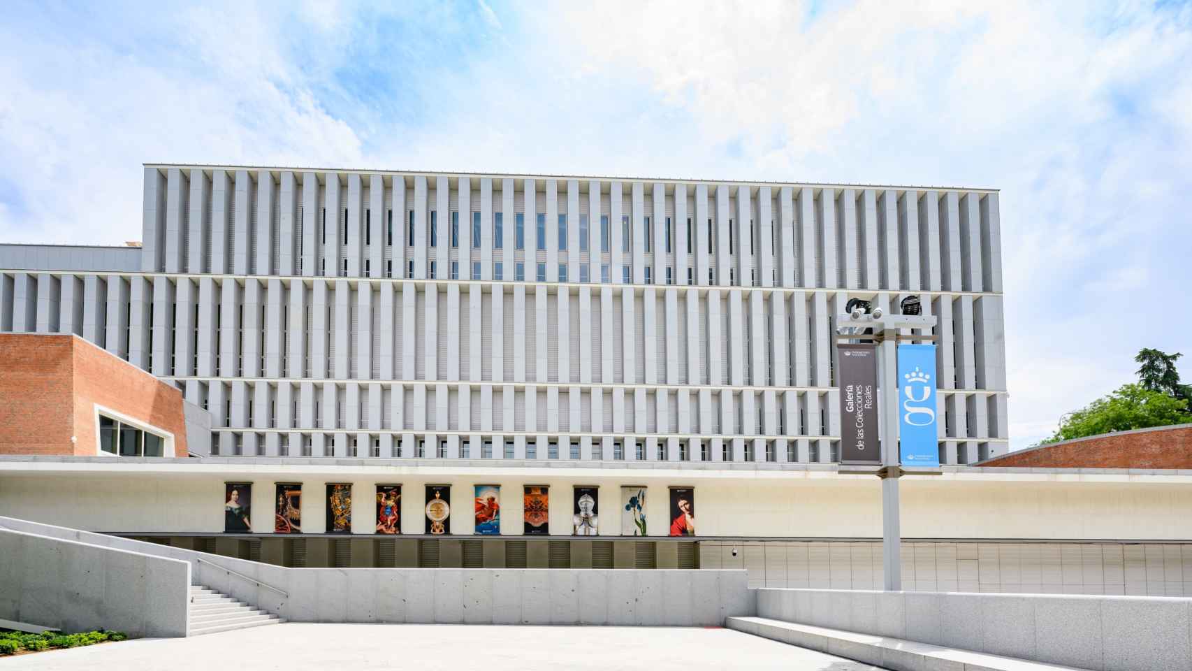 Exterior de la sede del nuevo museo, diseñado por los arquitectos Emilio Tullón y Luis M. Mansilla