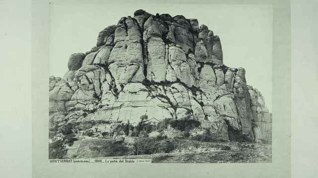 Fotografía de Jules Ainaud de la montaña de Montserrat realizada en septiembre de 1871