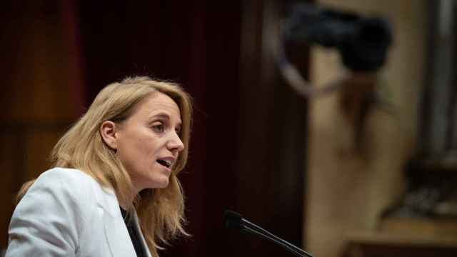 La consellera de Economía y Hacienda de la Generalitat de Cataluña, Natàlia Mas (ERC), en el Parlament