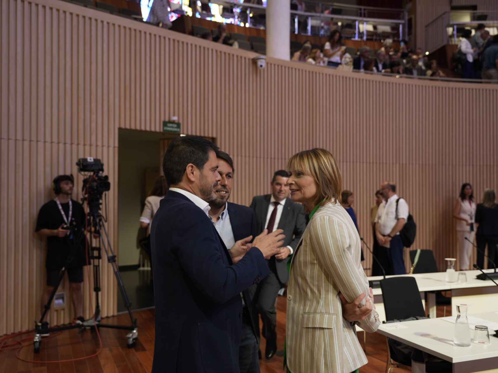 Lluïsa Moret, nueva presidenta de la Diputación de Barcelona, junto a Marc Castells y Sergi Vallès