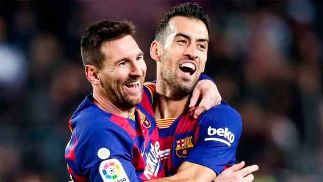 Leo Messi y Sergio Busquets, celebrando un gol con el FC Barcelona / REDES