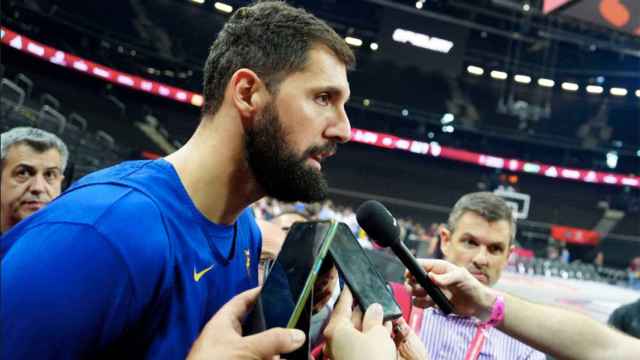 Nikola Mirotic, ofreciendo declaraciones a los medios de comunicación / REDES