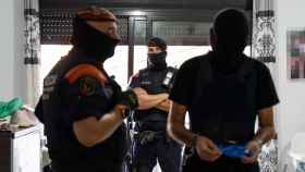 Operacón de Mossos d'esquadra: Así se vivió desde dentro la desarticulación de un grupo criminal que utilizaba armas de fuego