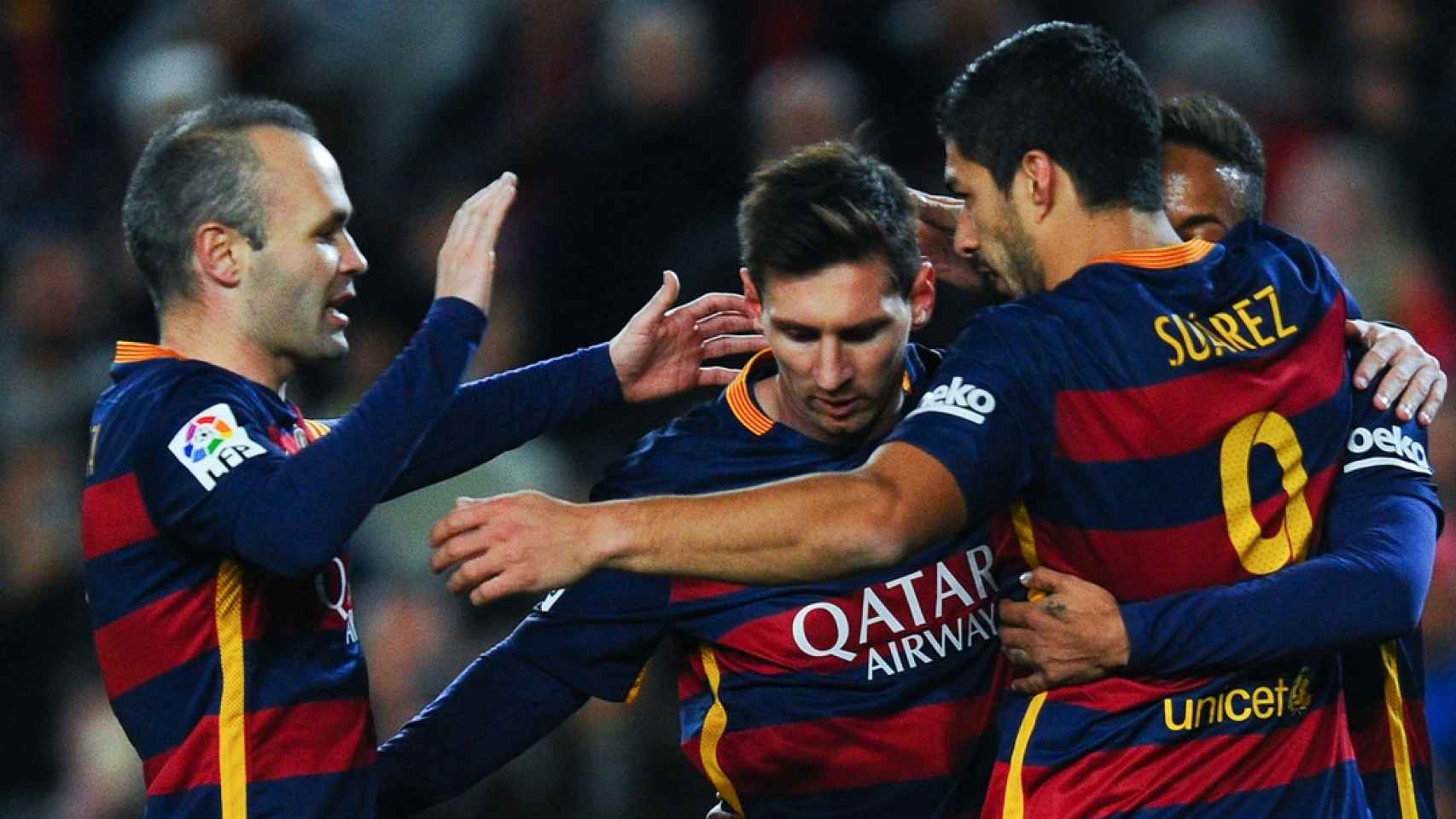 Messi, Suárez e Iniesta celebran un gol con el Barça