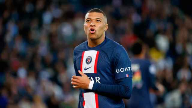 Kylian Mbappé, lamentando una ocasión fallada con el Paris Saint-Germain / REDES