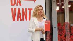 La candidata del PSC al Congreso por Barcelona, Meritxell Batet, llega a la sede socialista el 23J