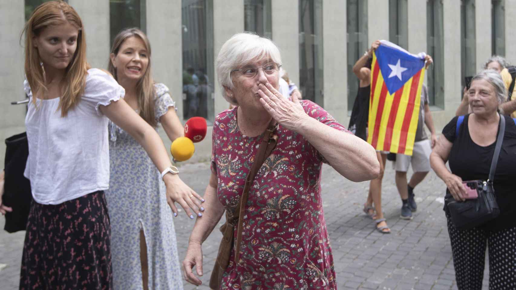 La exconsejera de la Generalitat huida de la justicia, Clara Ponsatí, queda en libertad tras declarar en la Ciutat de la Justícia