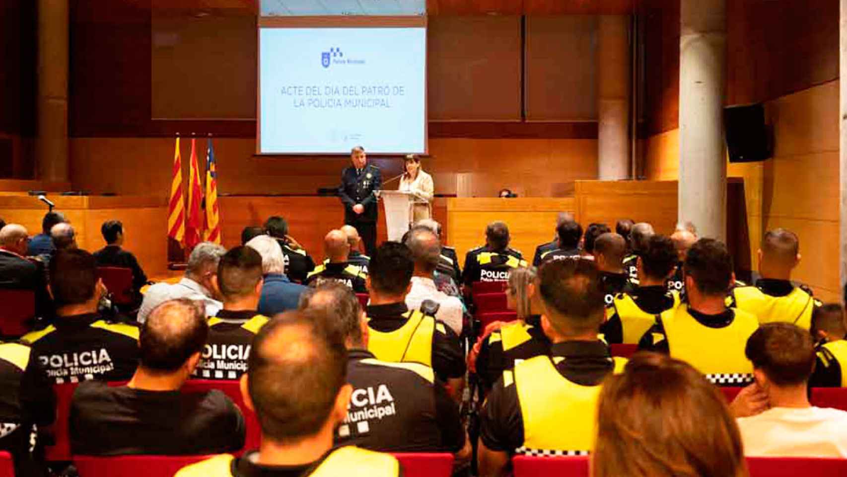 Agentes de la Policía Municipal de Gavà (Barcelona) en un acto oficial