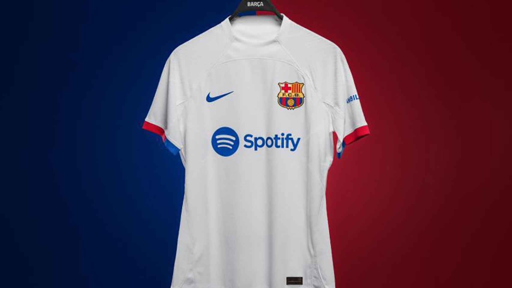 La nueva y polémica camiseta blanca del FC Barcelona / FCB