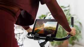 ¡Menudo chollazo!: Haz ejercicio en casa con esta bicicleta de Cecotec que está rebajada un 35%