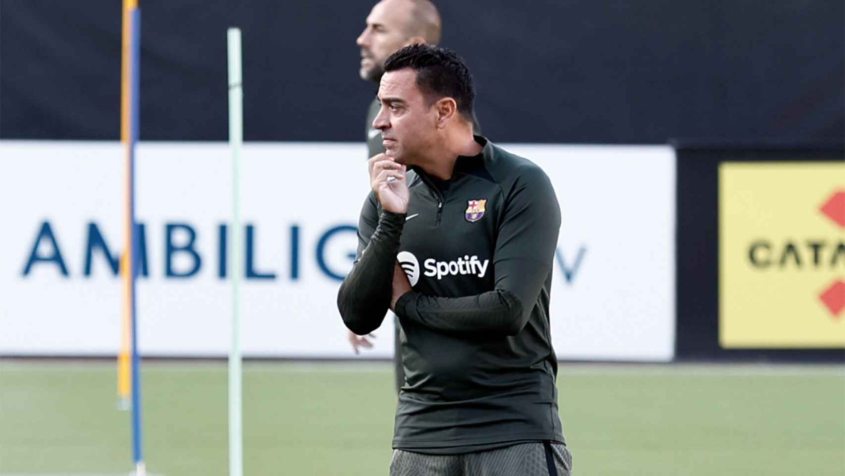 Xavi Hernández, concentrado durante una sesión de entrenamiento