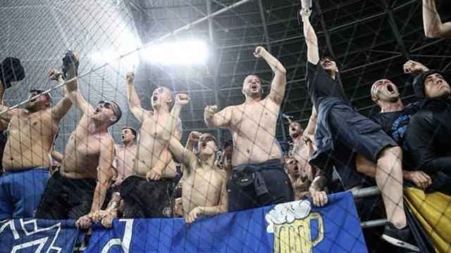 Los Bad Blue Boys, los ultras del Dinamo de Zagreb, en un partido