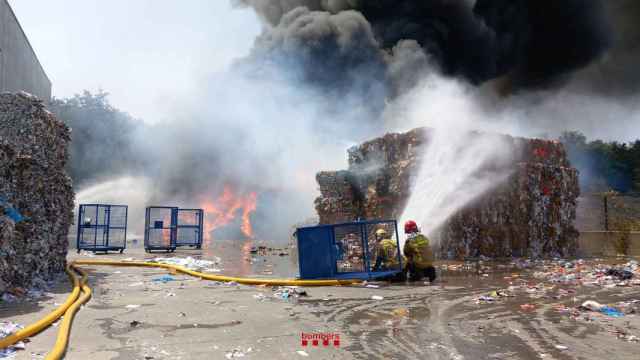 Incendio en la planta de reciclaje de Riudellots