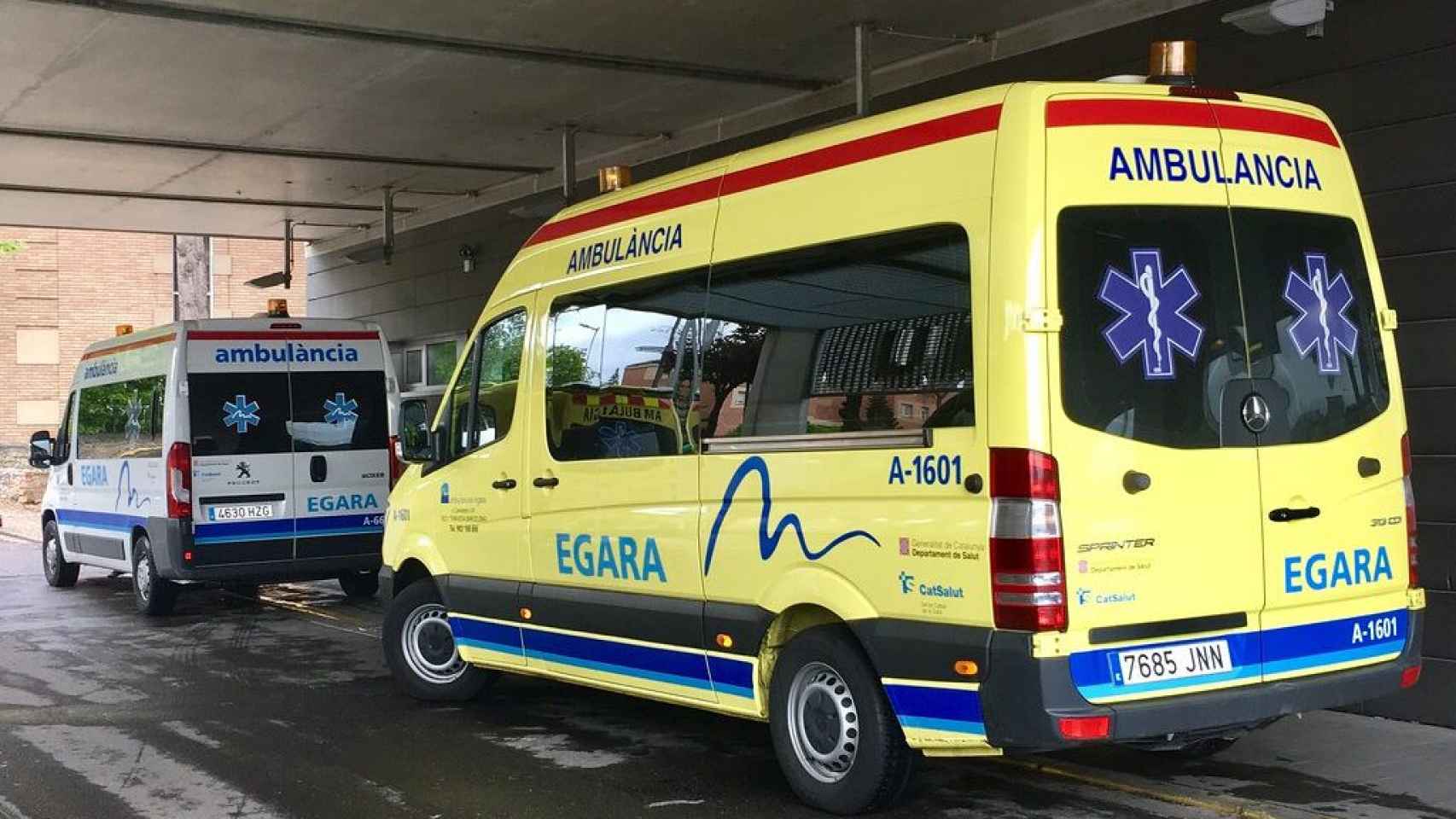 Una ambulancia de Egara durante un servicio