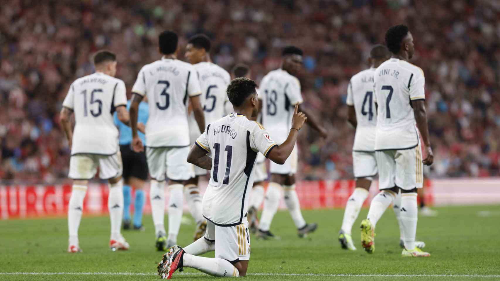 Rodrygo celebra el primer gol del Real Madrid en la Liga