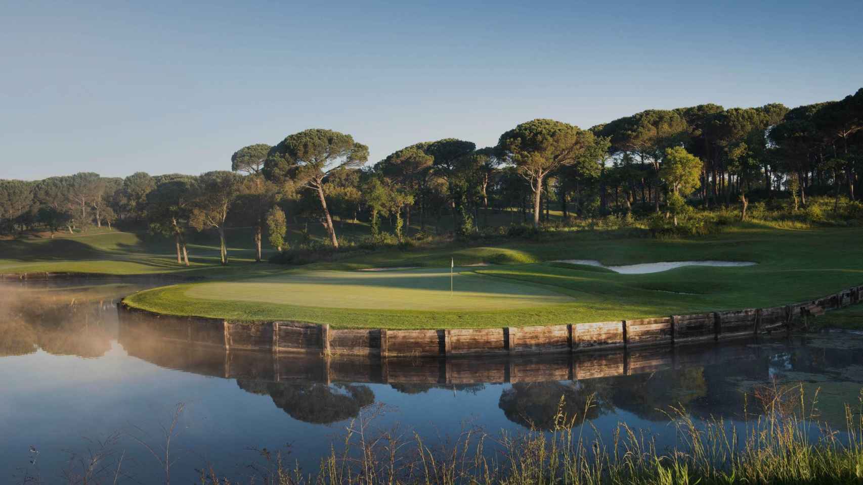 PGA Cataluña, el mejor campo de golf de España y base de operaciones de Matvey Kaligyn