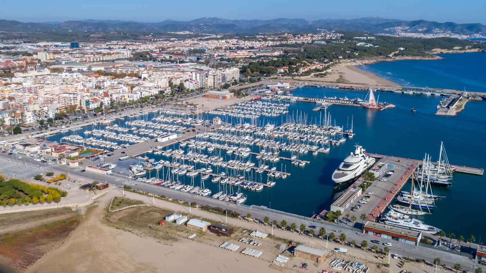 Vista aérea del Puerto de Vilanova
