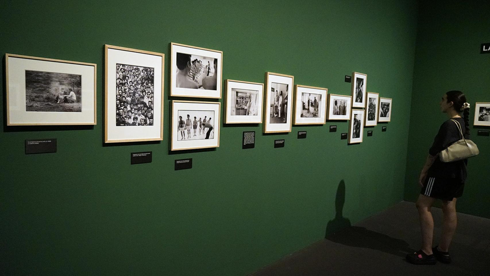 Fotografías de Jean Mohr con textos de Berger en la exposición de La Virreina