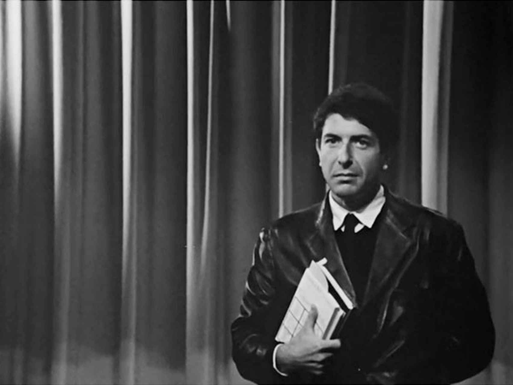 Leonard Cohen en una lectura poética en Canadá