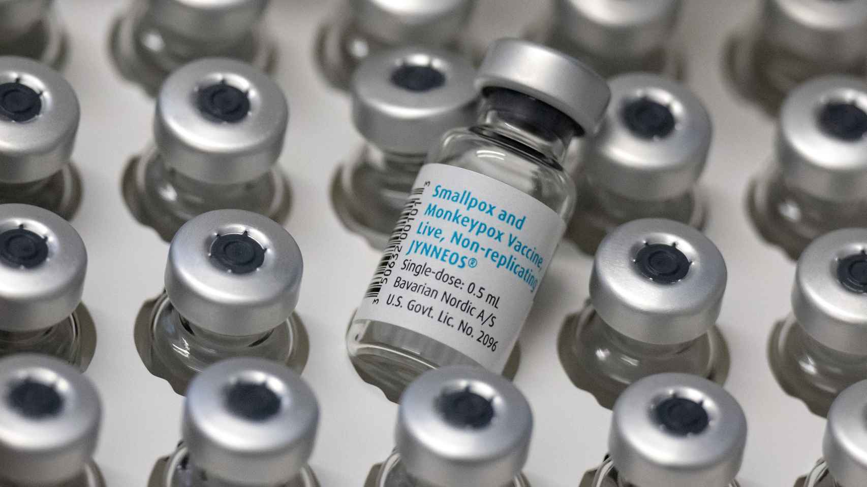 Ampollas que contienen la vacuna de Bavarian Nordic contra la viruela del mono