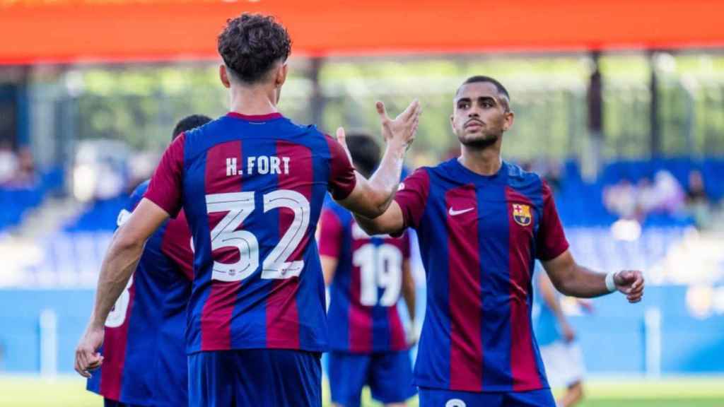 Héctor Fort celebra su gol al Celta Fortuna