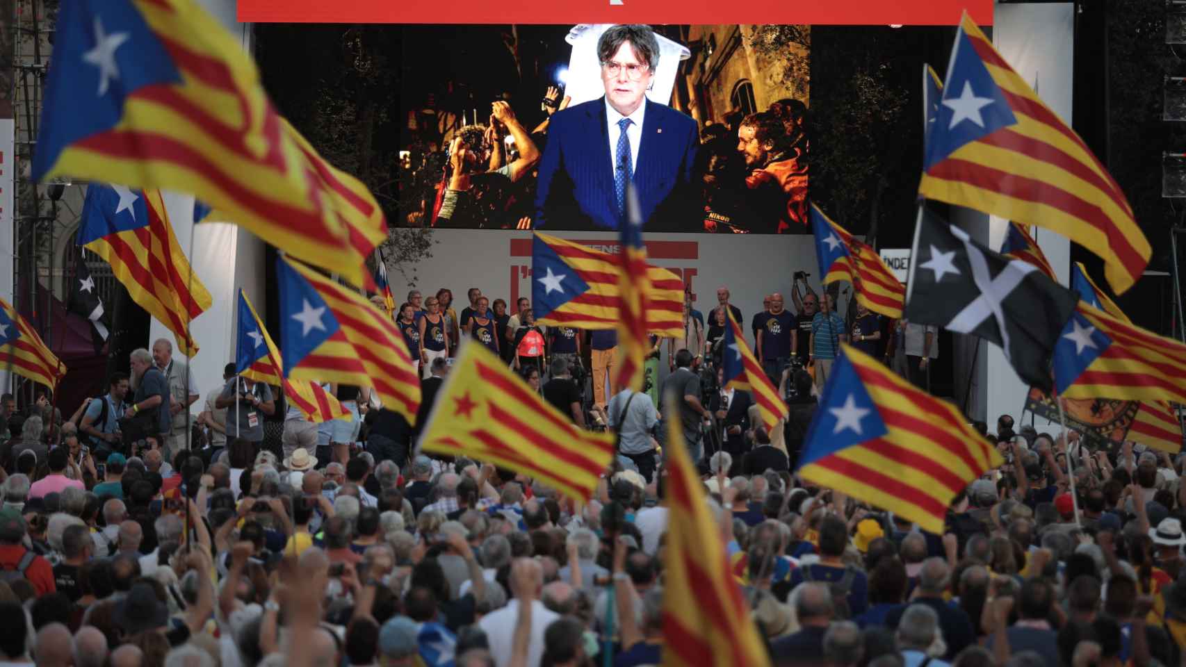 El expresidente de la Generalitat Carles Puigdemont, en el sexto aniversario del 1-O