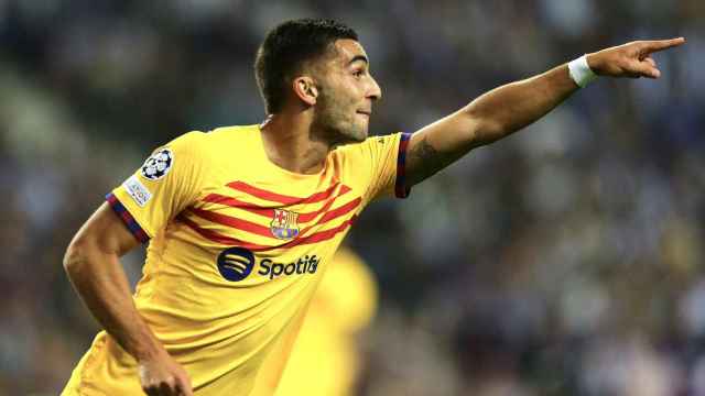 Ferran Torres celebra su gol al Oporto