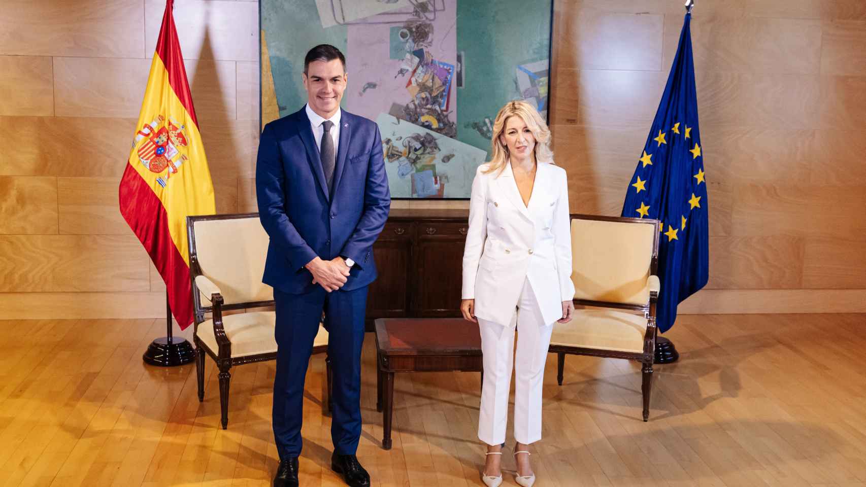 El secretario general del PSOE y presidente del Gobierno en funciones, Pedro Sánchez, y la ministra de Trabajo y Economía Social en funciones, Yolanda Díaz