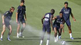 El Real Madrid, durante una sesión de entrenamiento en Valdebebas