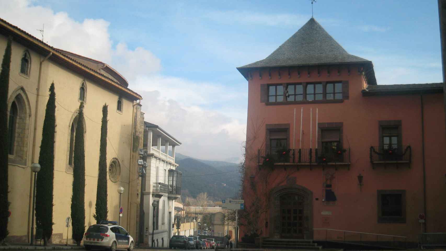 Ayuntamiento de la Seu d'Urgell en la Plaça dels Oms