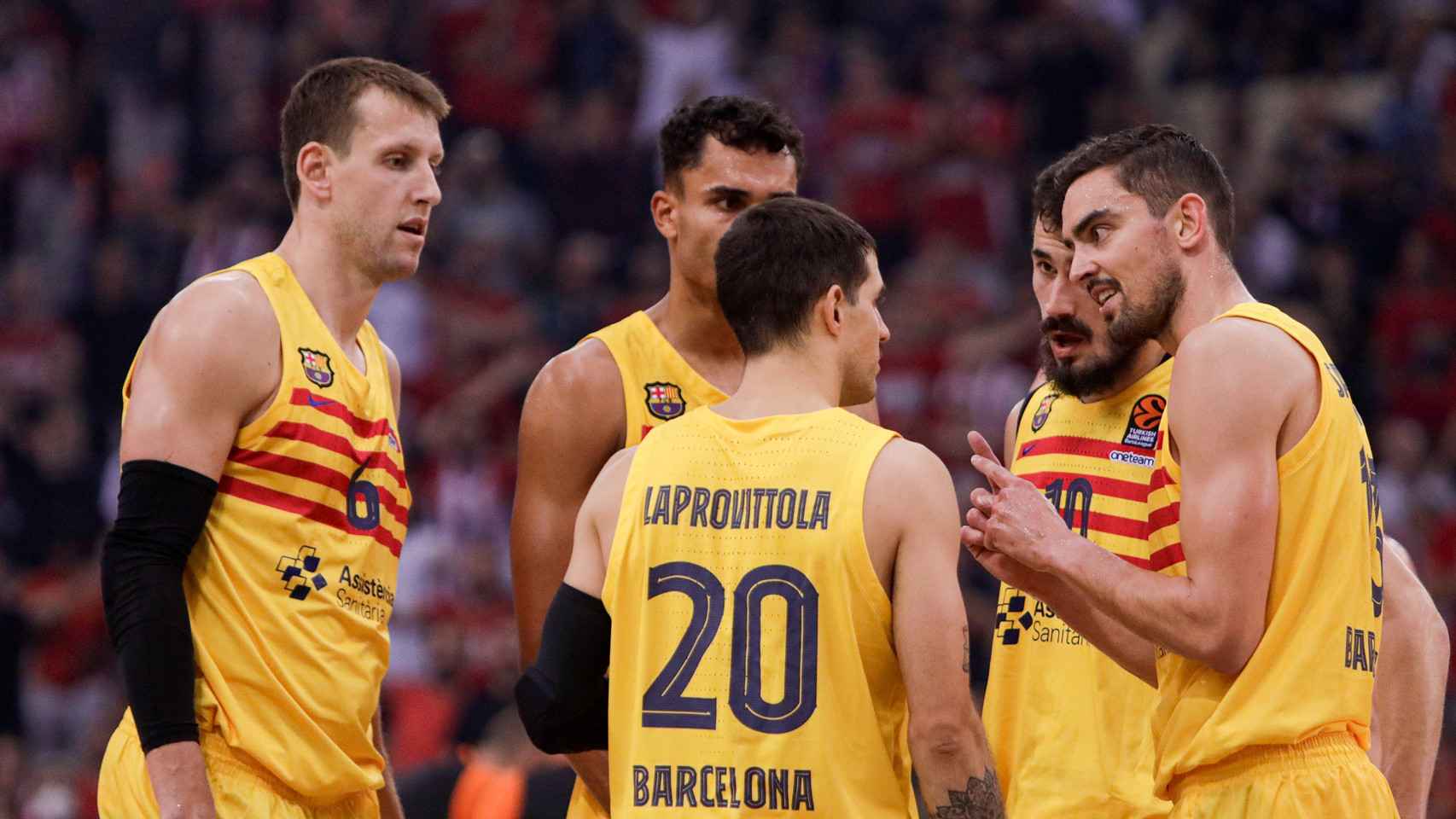 El Barça de basket recurre a la épica para conquistar El Pireo