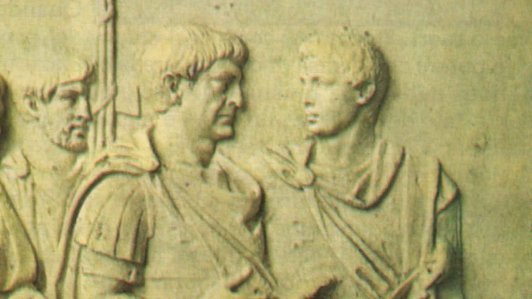 Lucio Lucinio Sura representado en una columna trajana