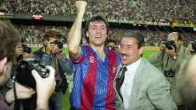 Stoichkov celebra la Liga que ganó el Barça en 1992