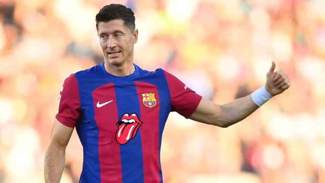 Lewandowski, con el logo de los Rolling Stones en la camiseta del Barça