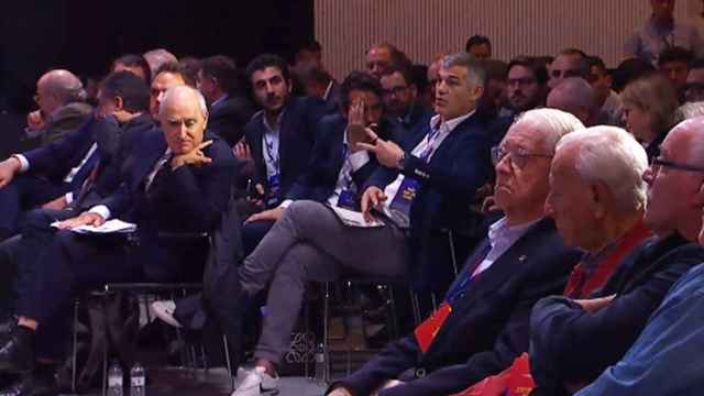Enric Masip pide cortar a Jaume Llopis durante la asamblea