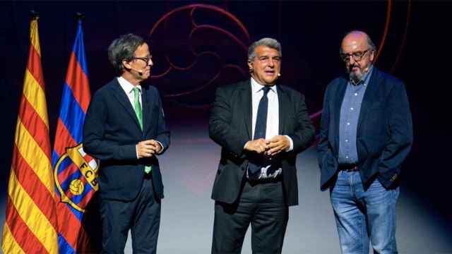 Jaume Roures y Joan Laporta, inaugurando el Barça Immersive Tour del museo