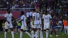 Los jugadores del Madrid celebran el gol de Bellingham