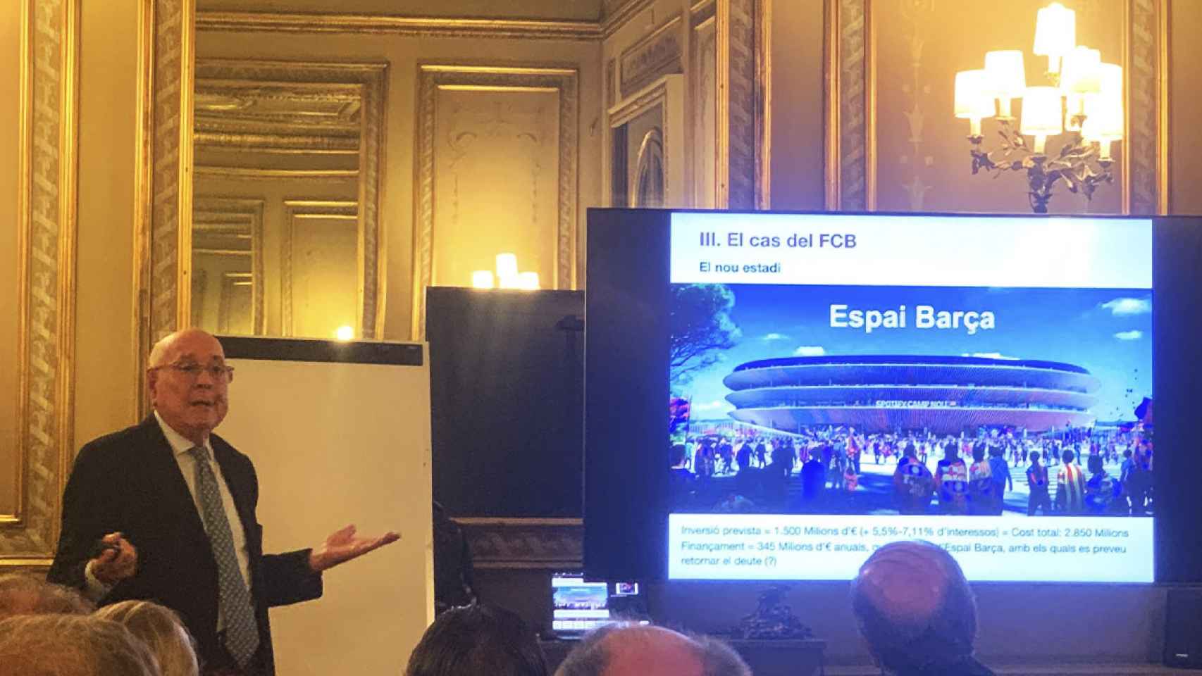 Jaume Llopis habla sobre el Espai Barça en el Círculo Ecuestre