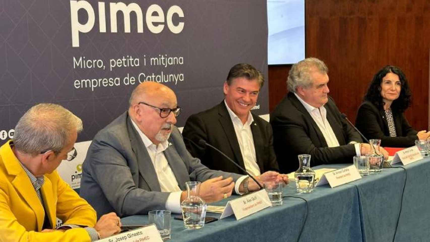 Antoni Cañete, presidente de Pimec, junto a Àlex Goñi y Antoni Torres, nuevo responsable de la sección de comercio