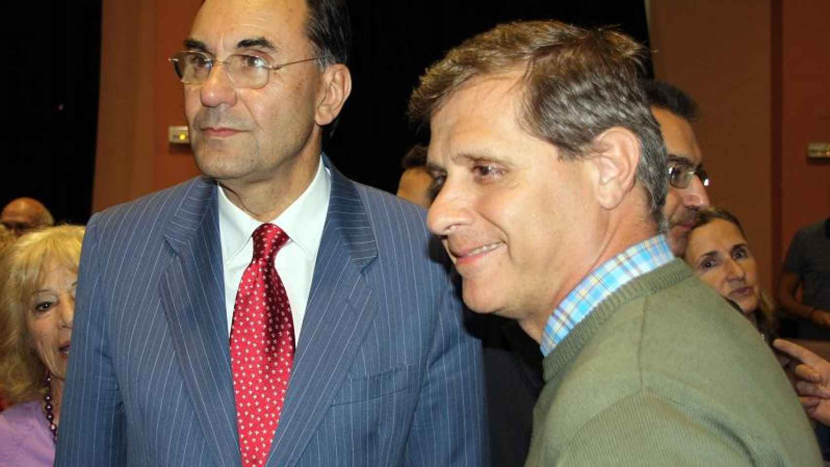 Aleix Vidal-Quadras, con Alberto Fernández Díaz en el Parlament
