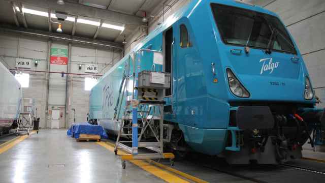 El TPH2, el tren de pruebas con hidrgeno de Talgo, en las instalaciones de Las Matas / Talgo