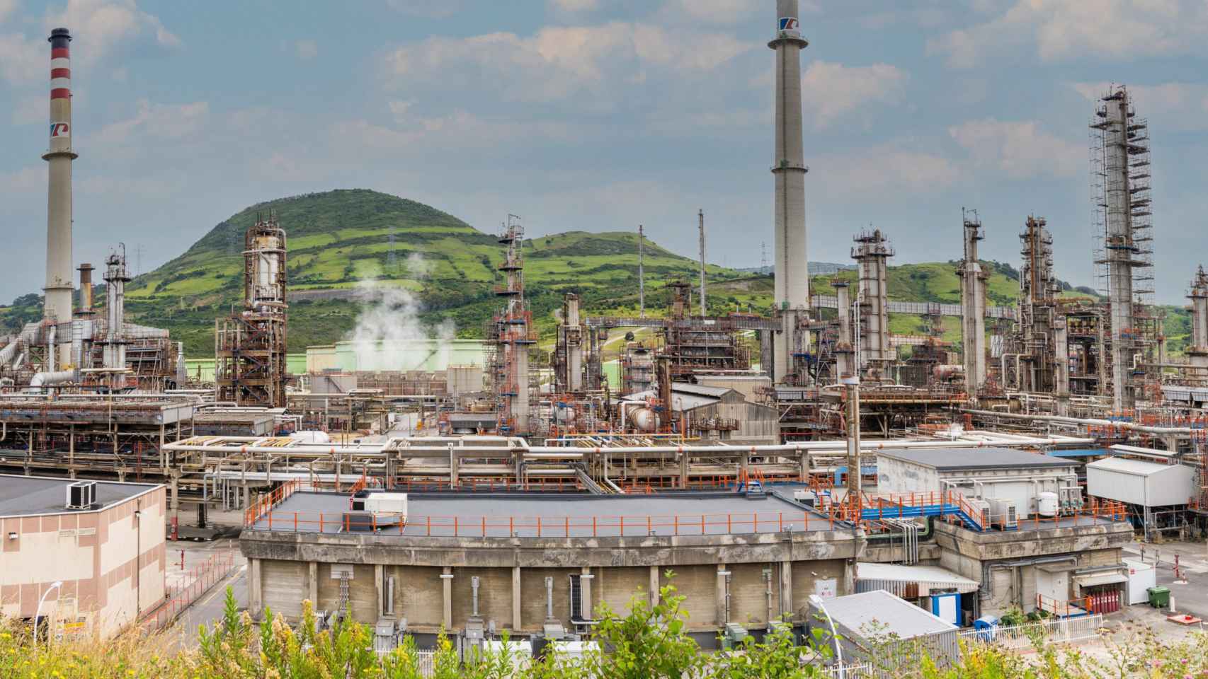 Imagen de la refinera de Petrononor con el lugar donde se instalar el electrolizador marcado/ CV