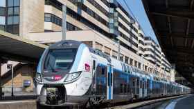 Unidad de tren fabricada por Bombardier para SNCF / Bombardier