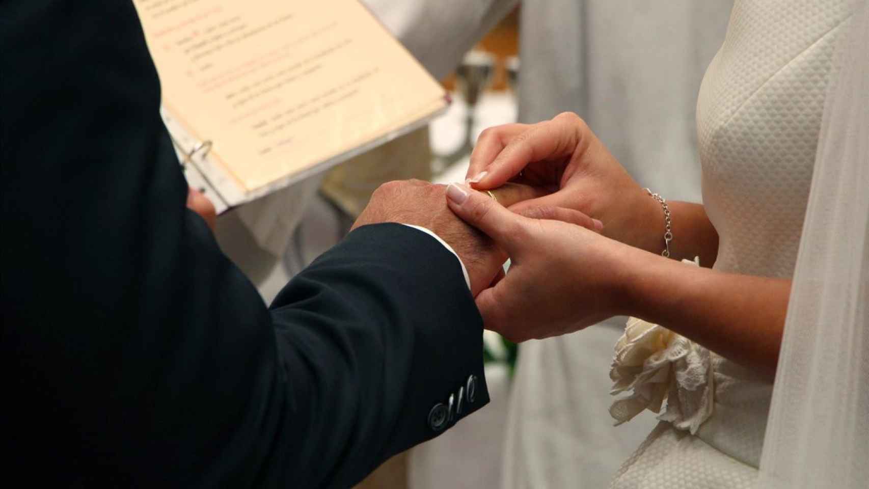 En Euskadi se han disuelto 157.587 matrimonios desde la ley del divorcio. / EP