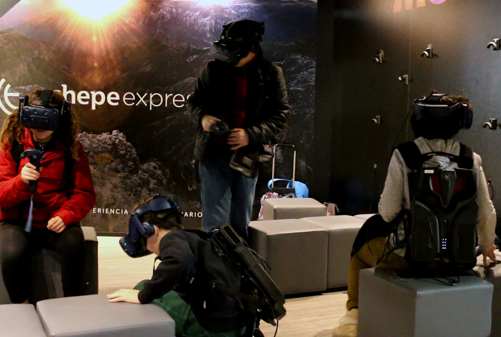 Tecnología de la empresa de realidad virtual Virtualware en una exposición en México / CV