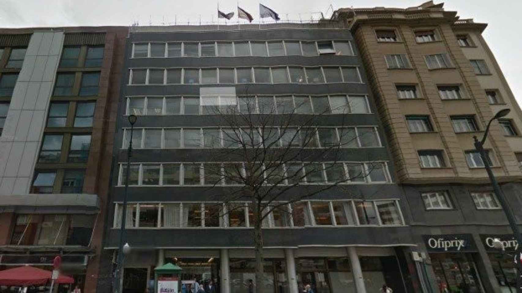 Sede del PP vasco en Bilbao ubiicado en este edificio de oficinas de la Gran Va./  STREET VIEW
